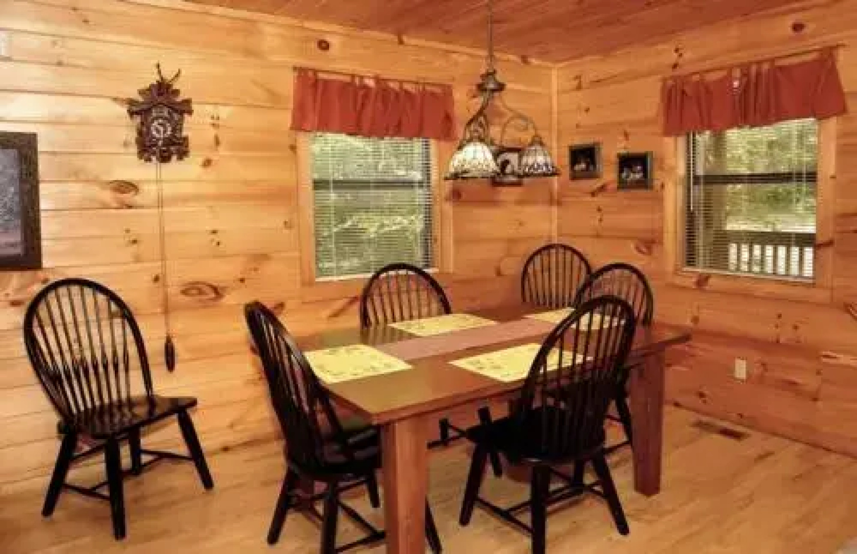 Elk Run On Cosby Creek - 2 Bedrooms, 2 Baths, Sleeps 7 Cabin by RedAwning