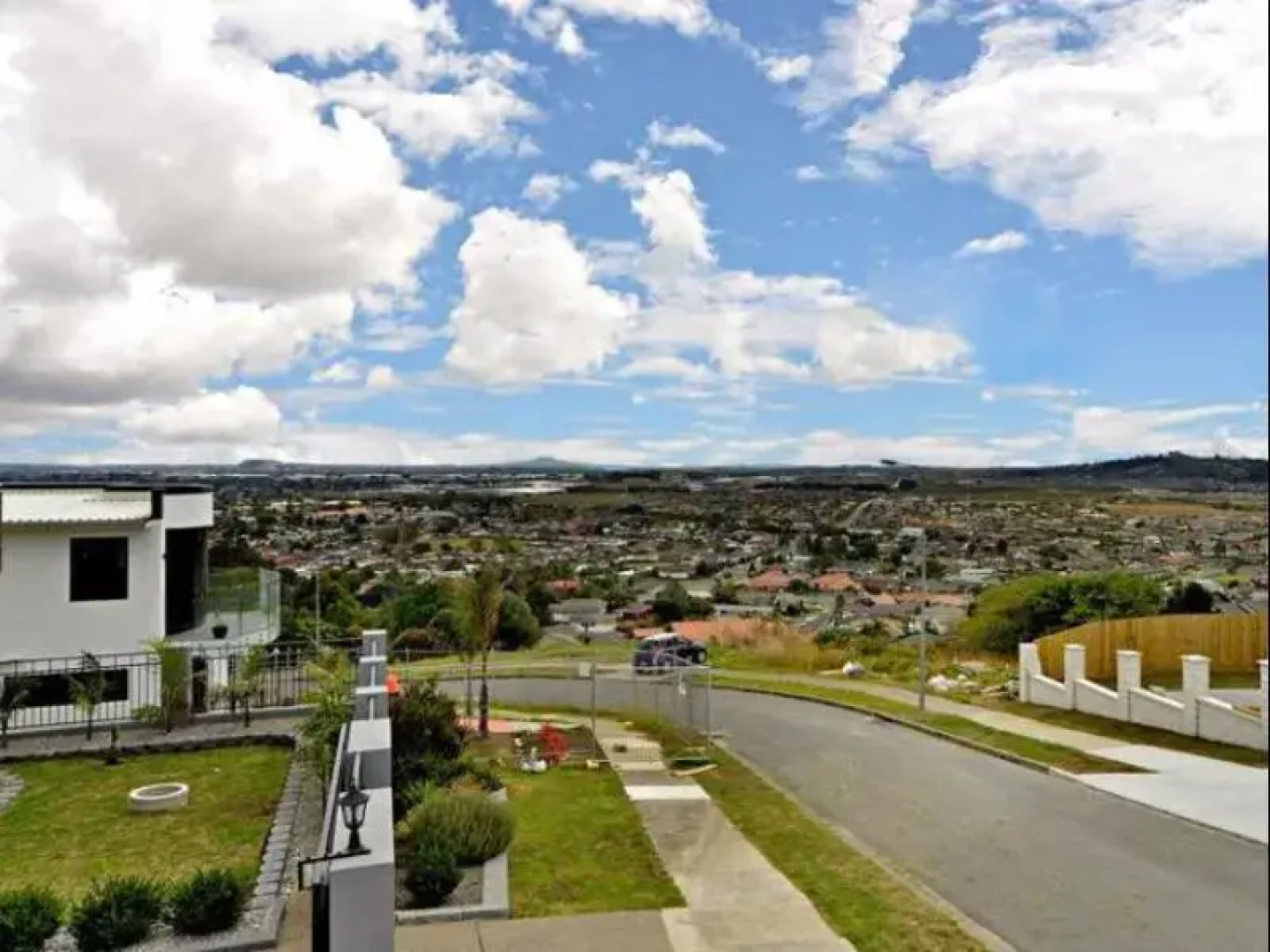 Porsche Home in Manukau Near Auckland Airport