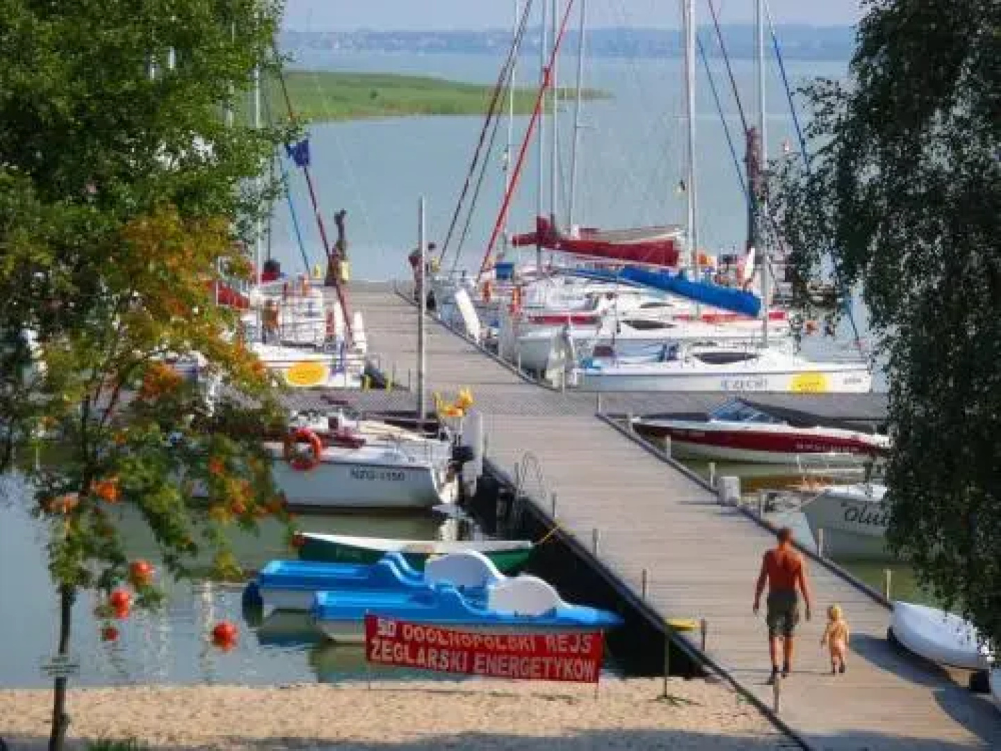 Marina Lester Club