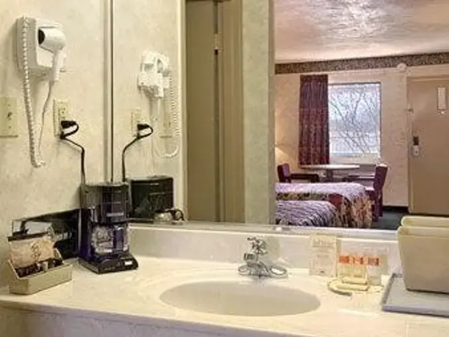 Lanett Inn