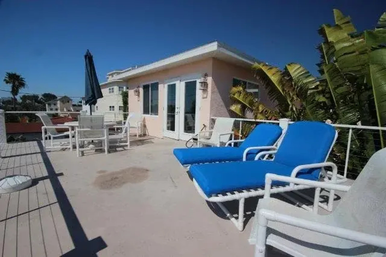 Sunset Sea esta 4 Br home by RedAwning