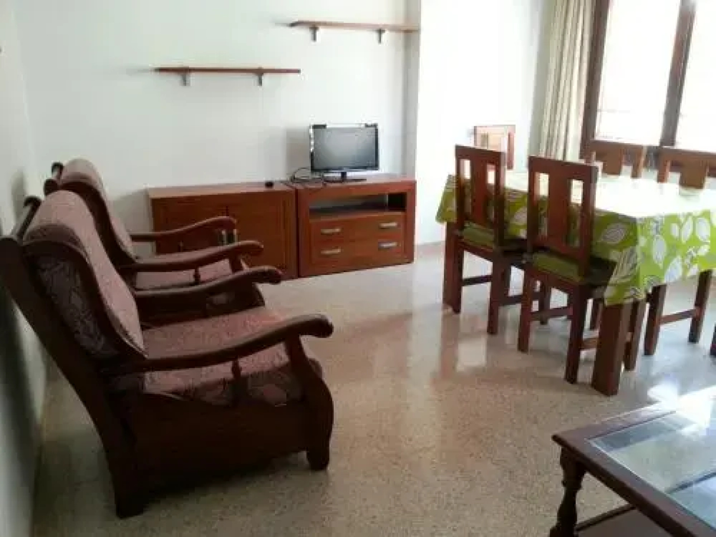Sadurni Apartaments