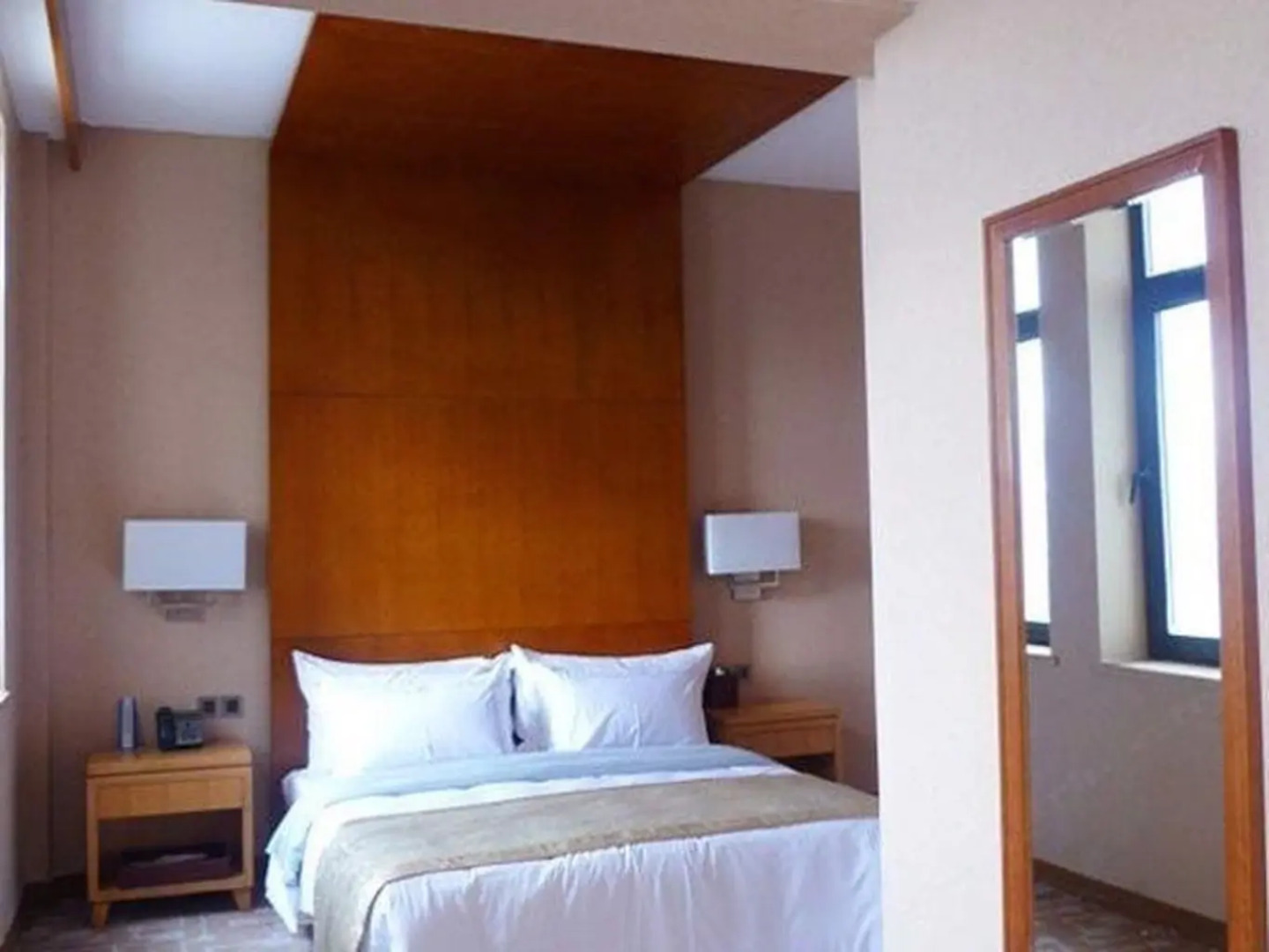 YaBuLi Mu Yun Lou Hotel