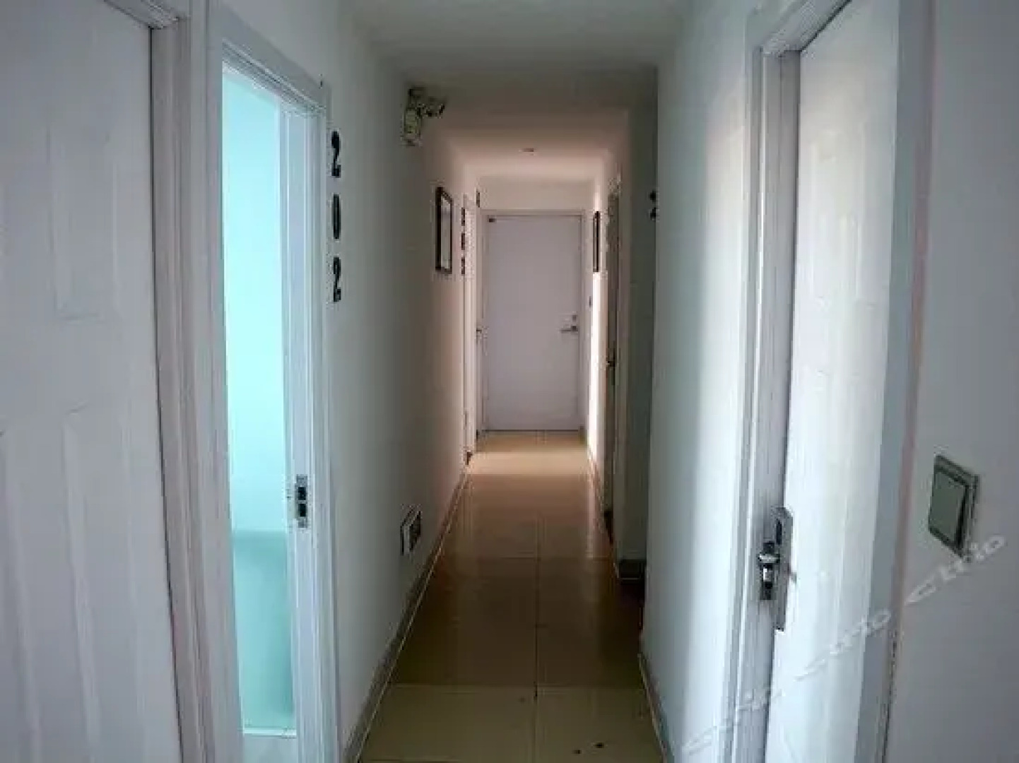 Rongcheng Youdu Express Hotel (Swan Lake Shop)