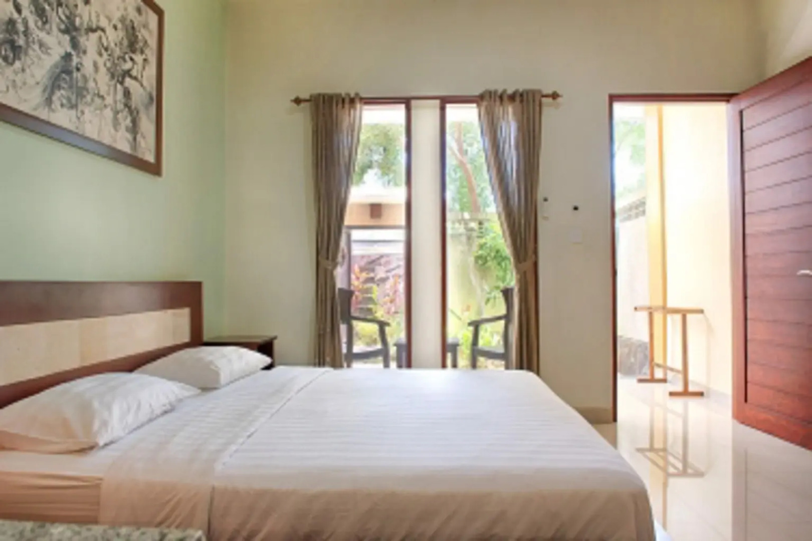 RedDoorz @ Taman Sari Marlboro