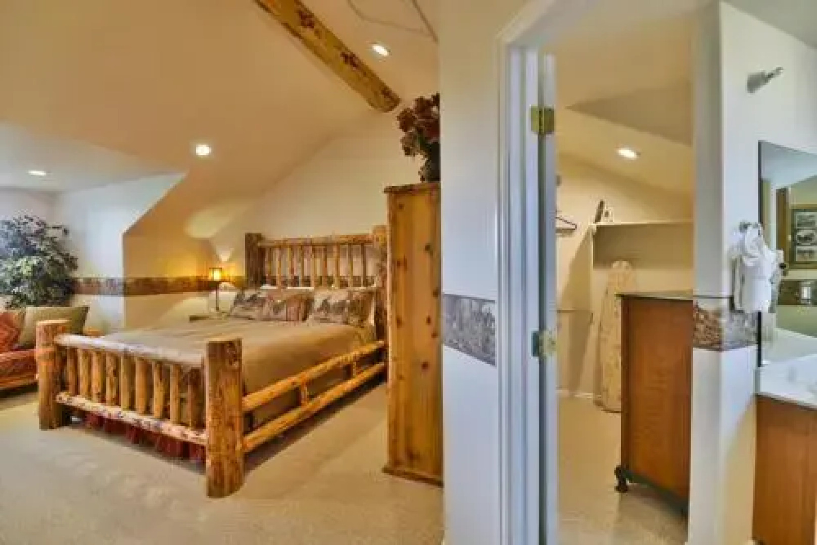 Moose Hollow Condo #1206 at Wolf Creek Resort Near Powder Mountain, Snowbasin, Nordic Valley And Pineview in Eden Utah