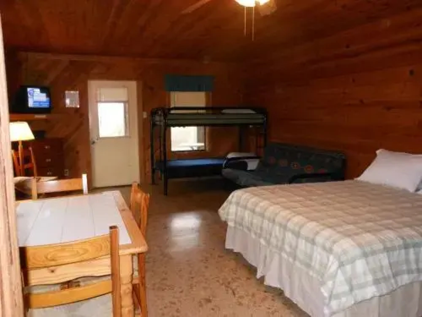Bay Landing Camping Resort Cabin 17