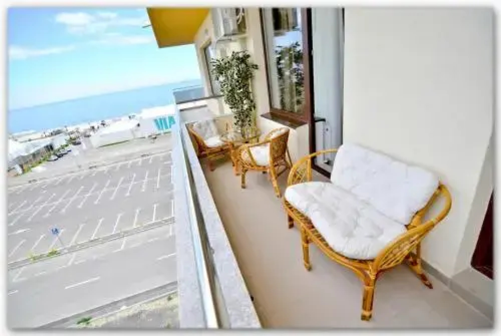 Summerland Luxury Studios by the sea