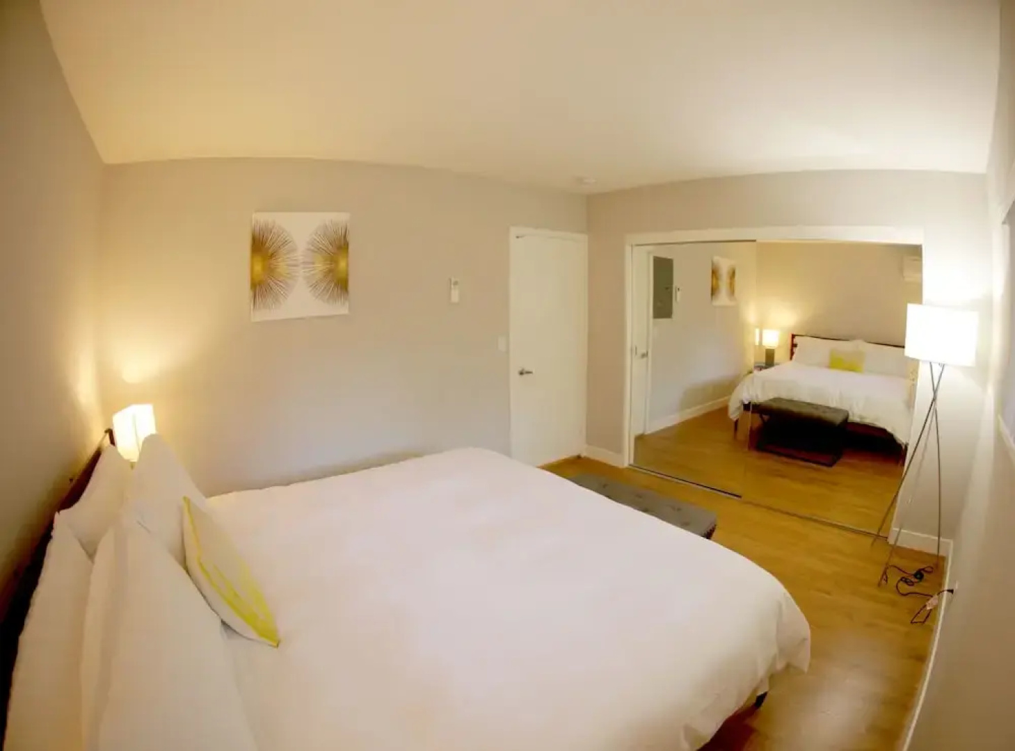 Kasa Mountain View Apartments