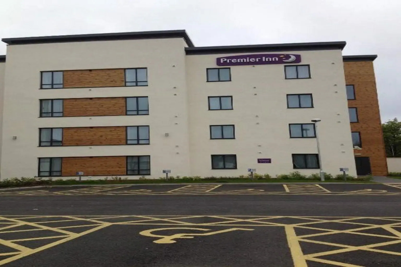 Premier Inn Stourbridge Town Centre