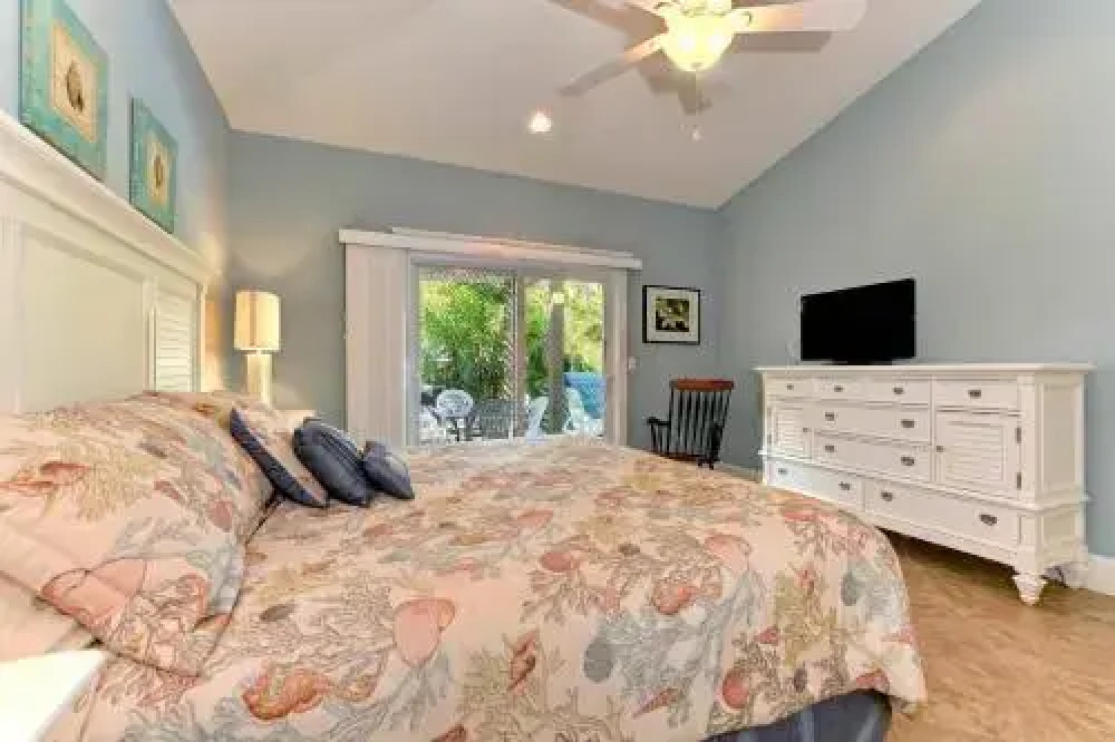 Sapphire Beach House 3 Bedroom Villa by RedAwning