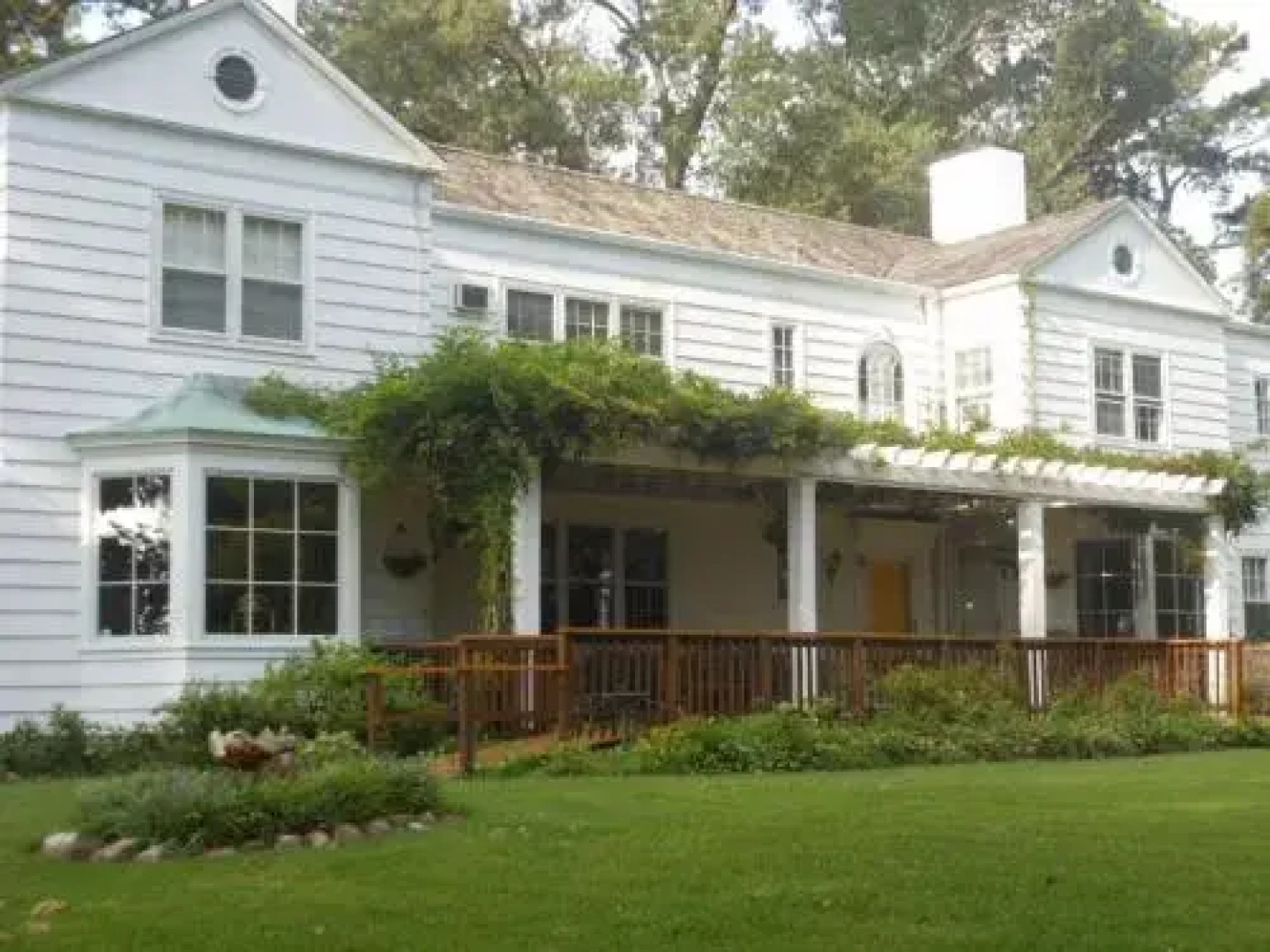 The Pond House Inn