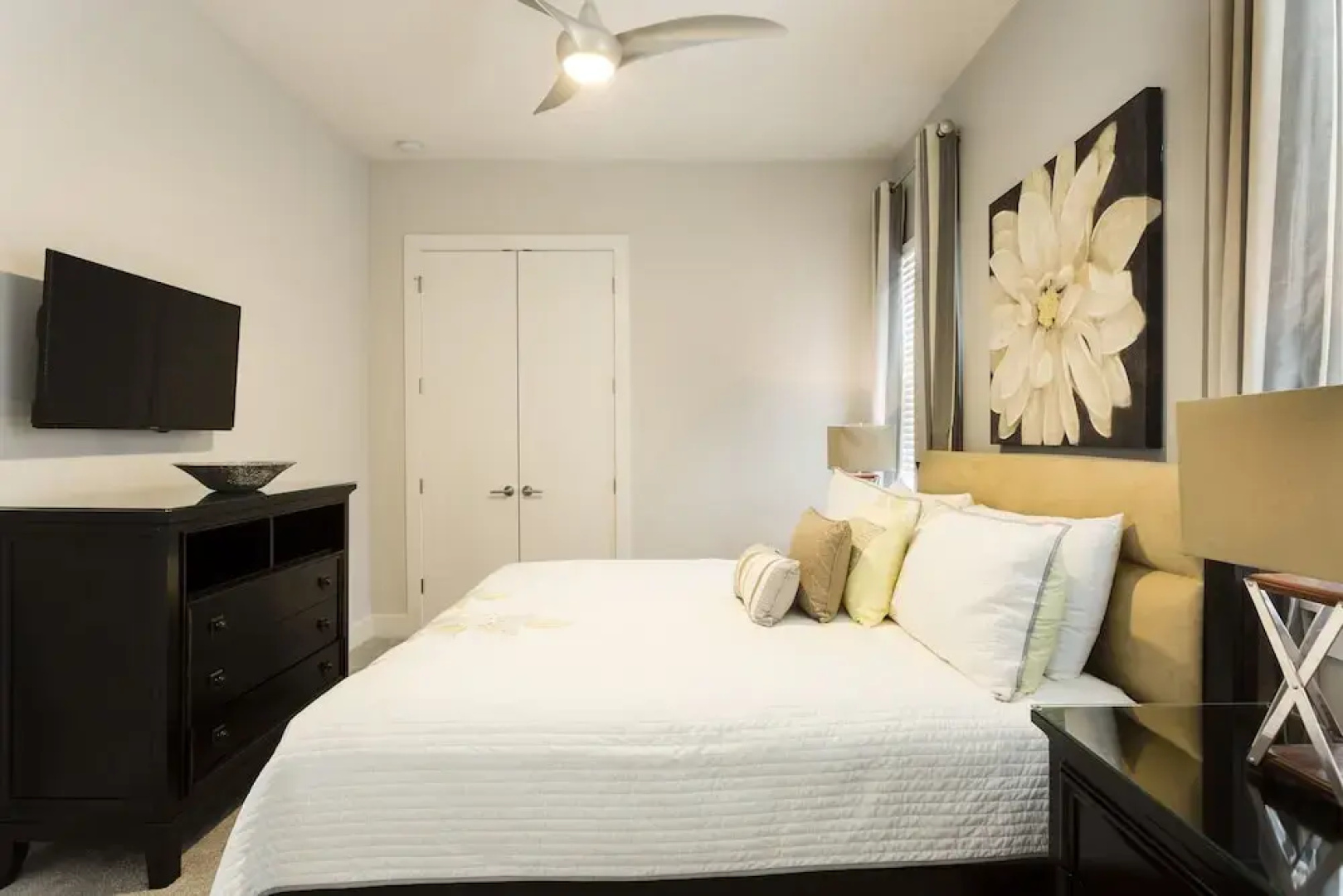 Villa Contempo at Liberty Bluff 5 Br home by RedAwning
