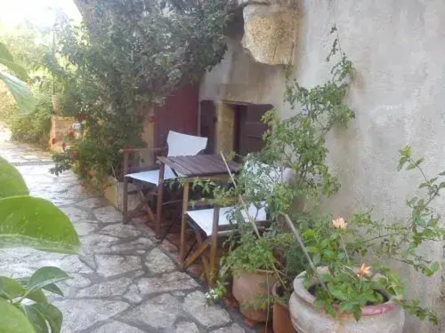 Porfyrousa Traditional Hotel