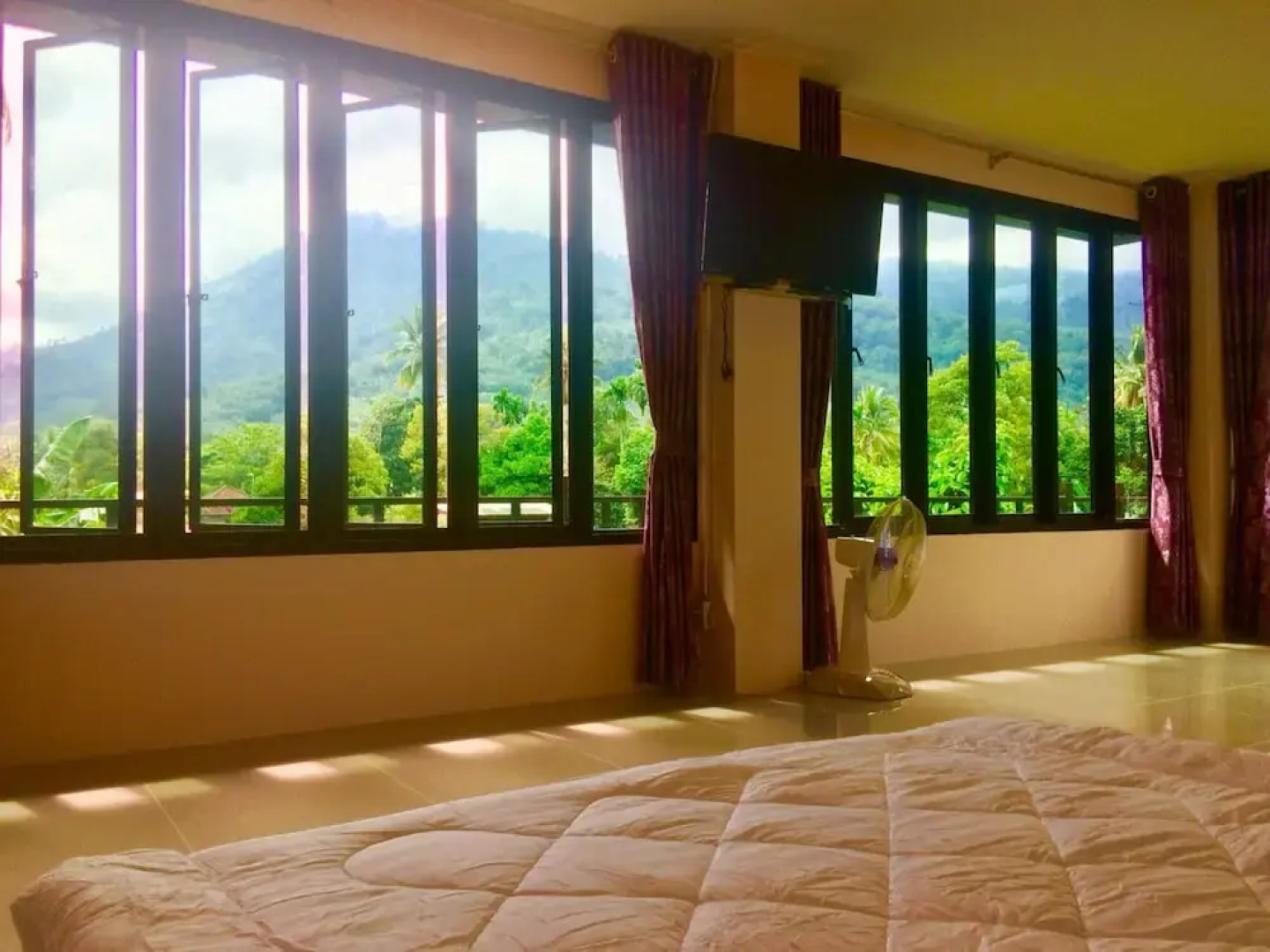 Lace House Homestay