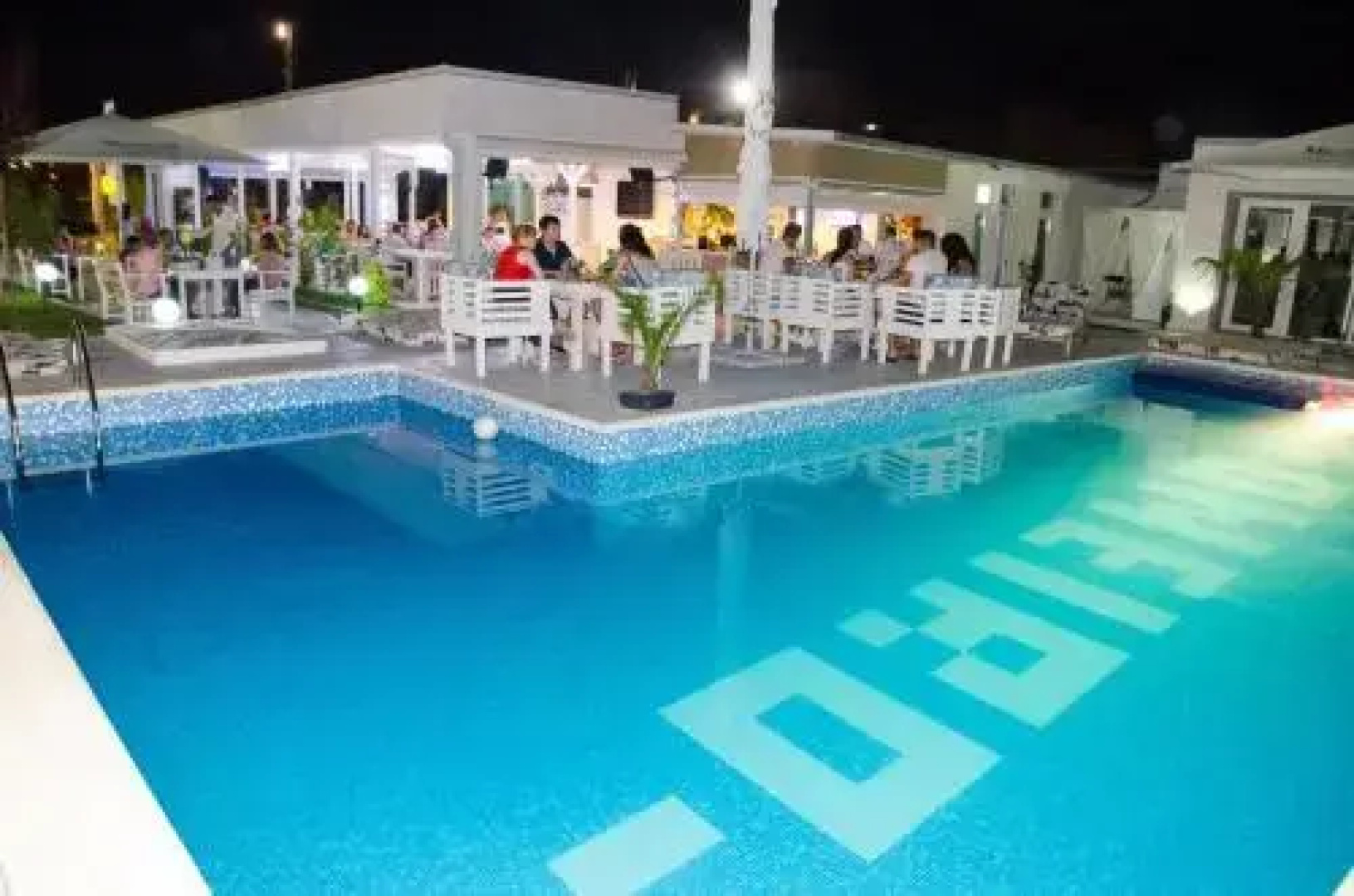 Oneiro Resort