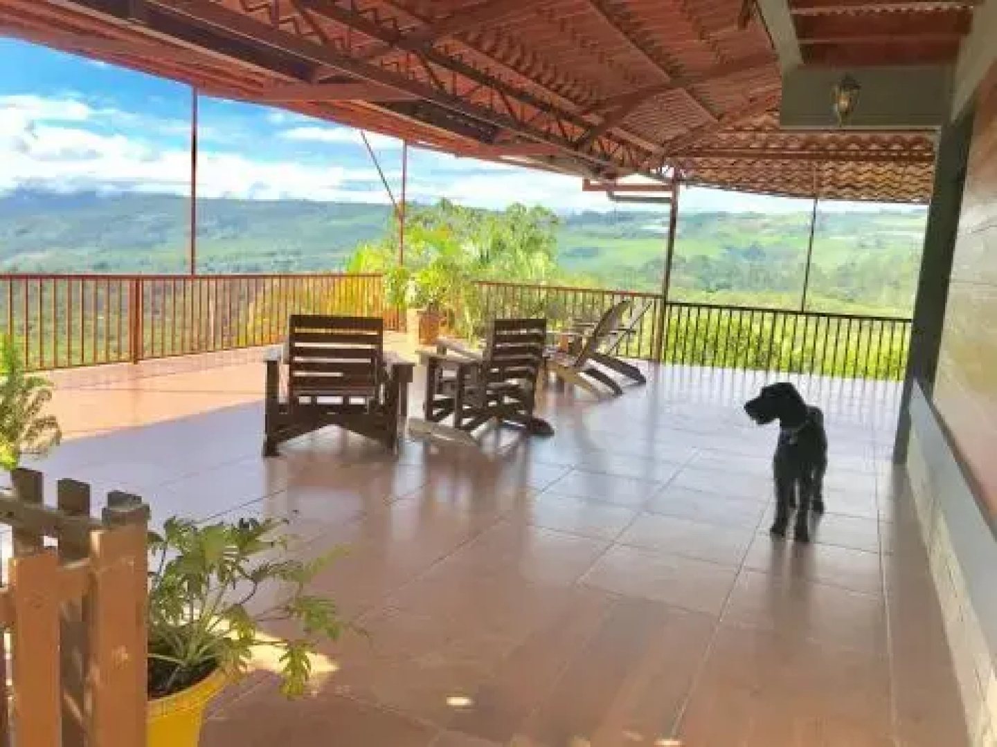 Ladera Hotel