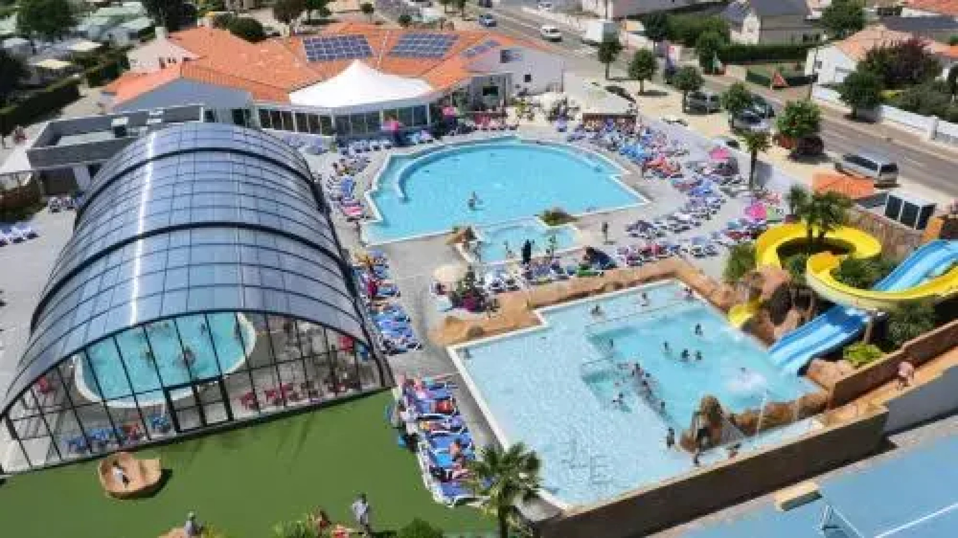 Quest En France Holidays - Mobile Home at Jard Sur Mer
