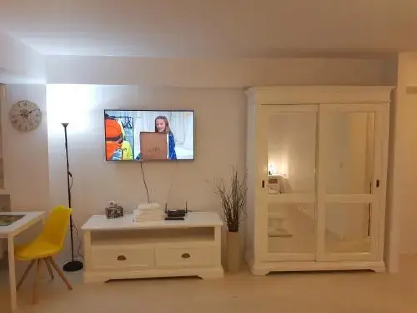 Airport Residence