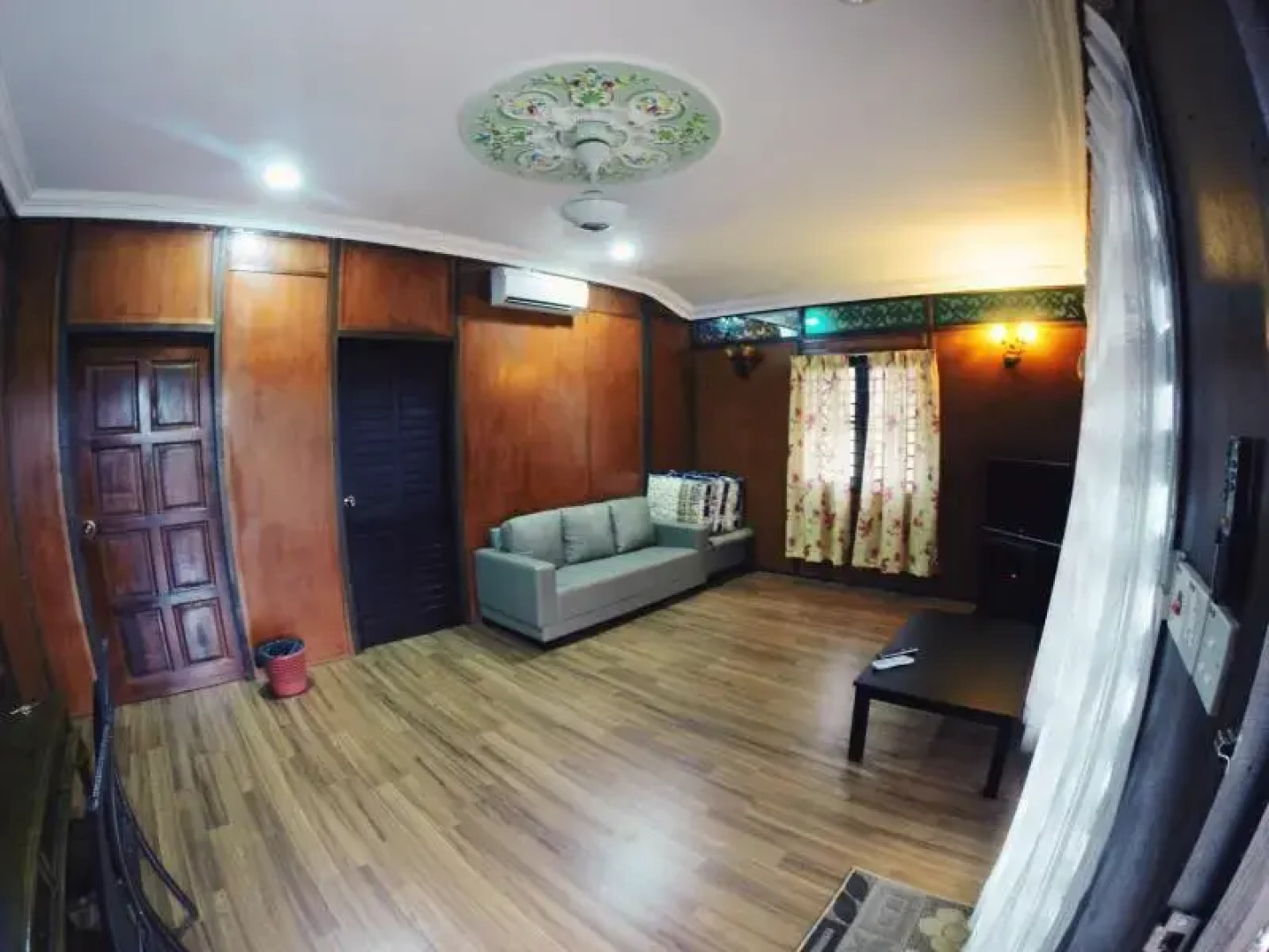 Wood Valley Lodge