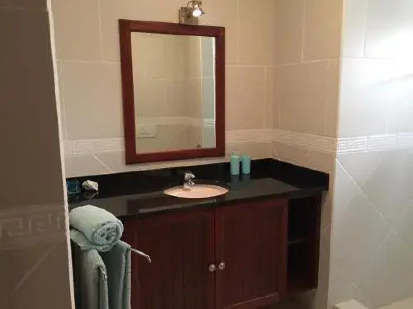 Elegancia Del Caribe