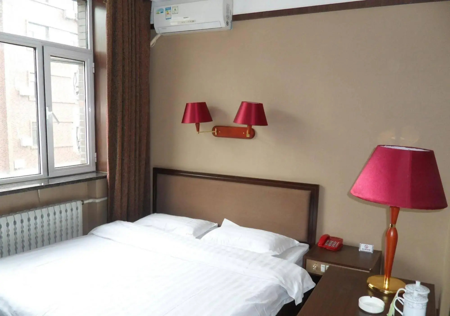Dalian Jinniu Hotel