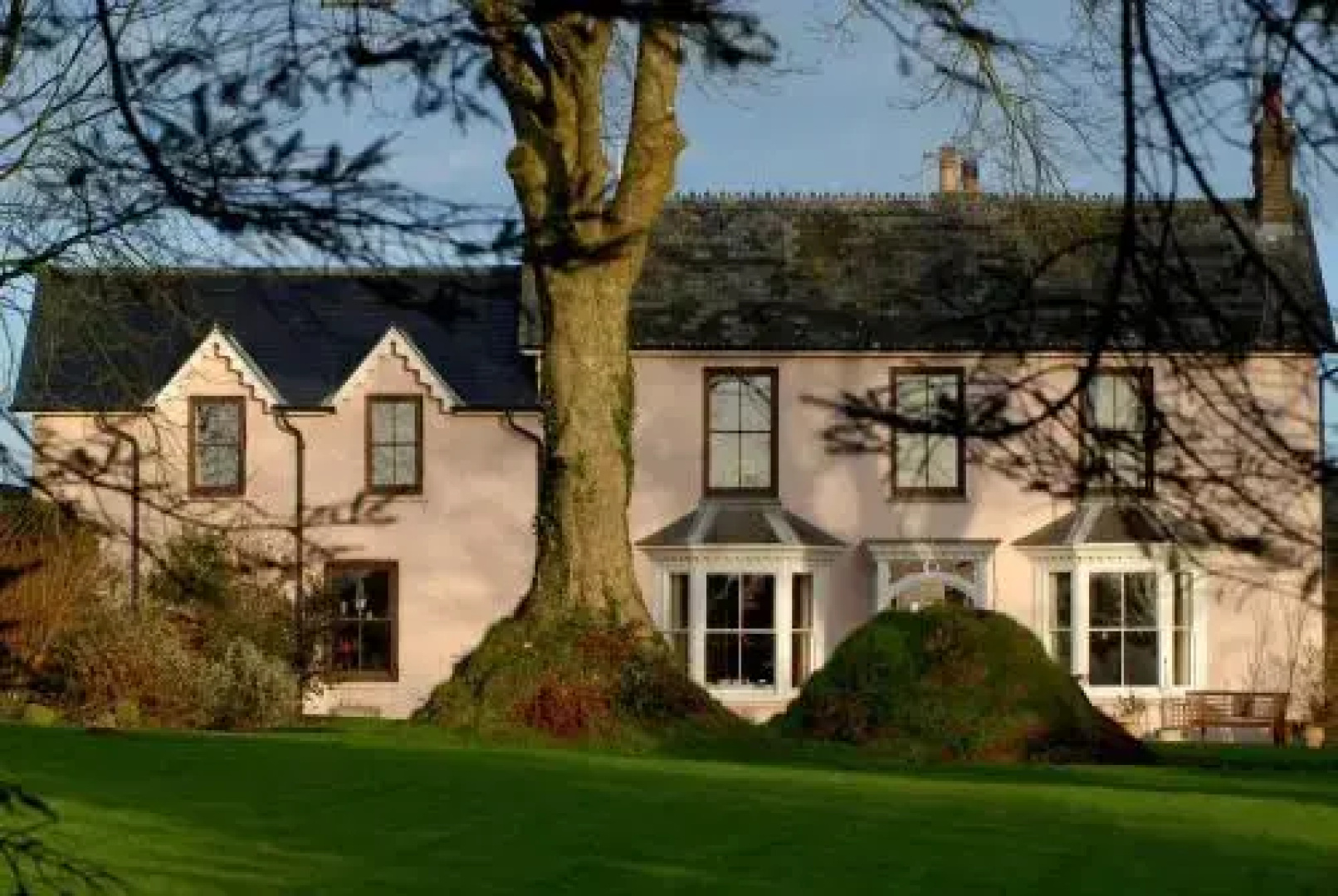 Cefn-y-Dre Country House