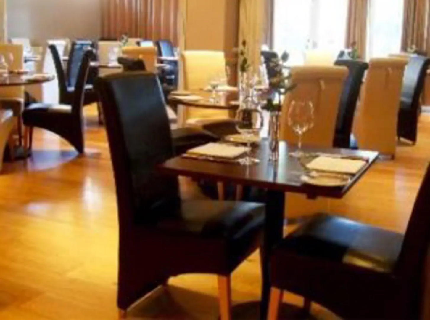South Lodge Hotel