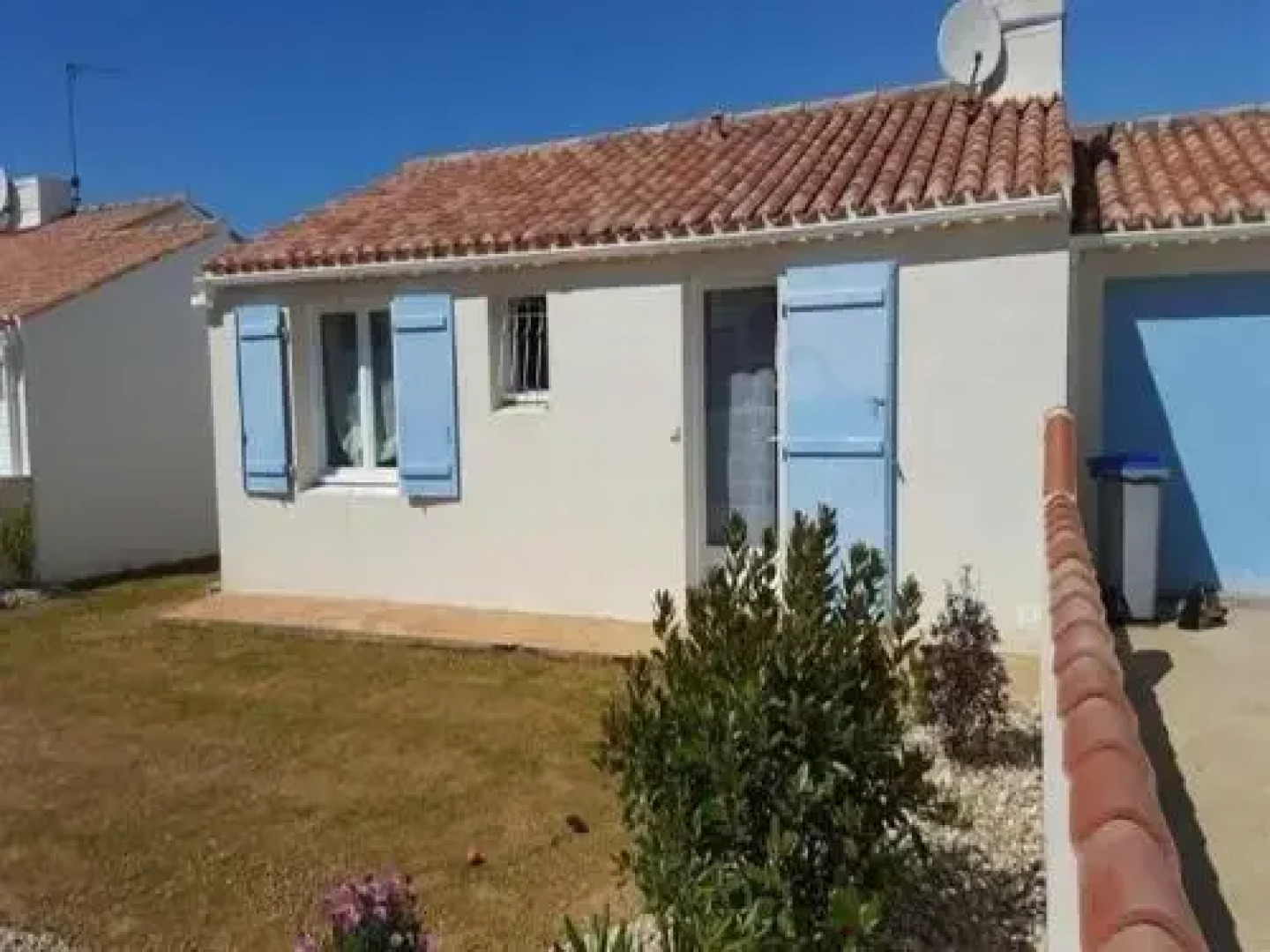 Rental Villa Rue Du Zephyr