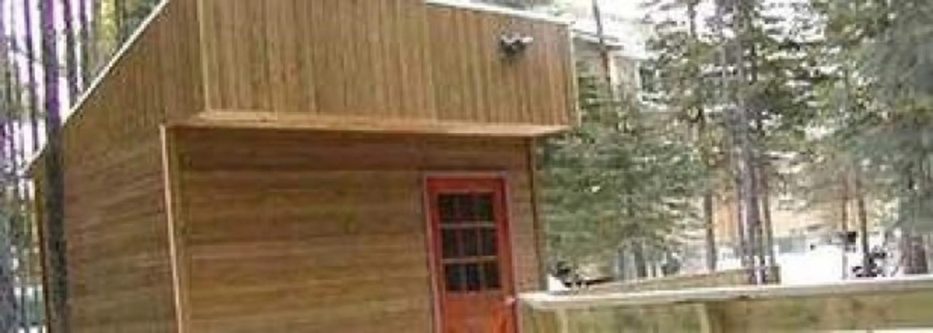 Castle Mountain Ski Lodge - Hostel