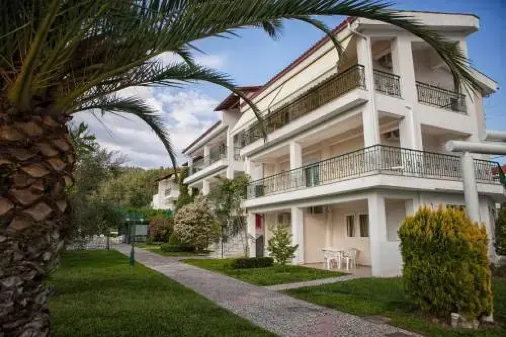 Aristides Hotel