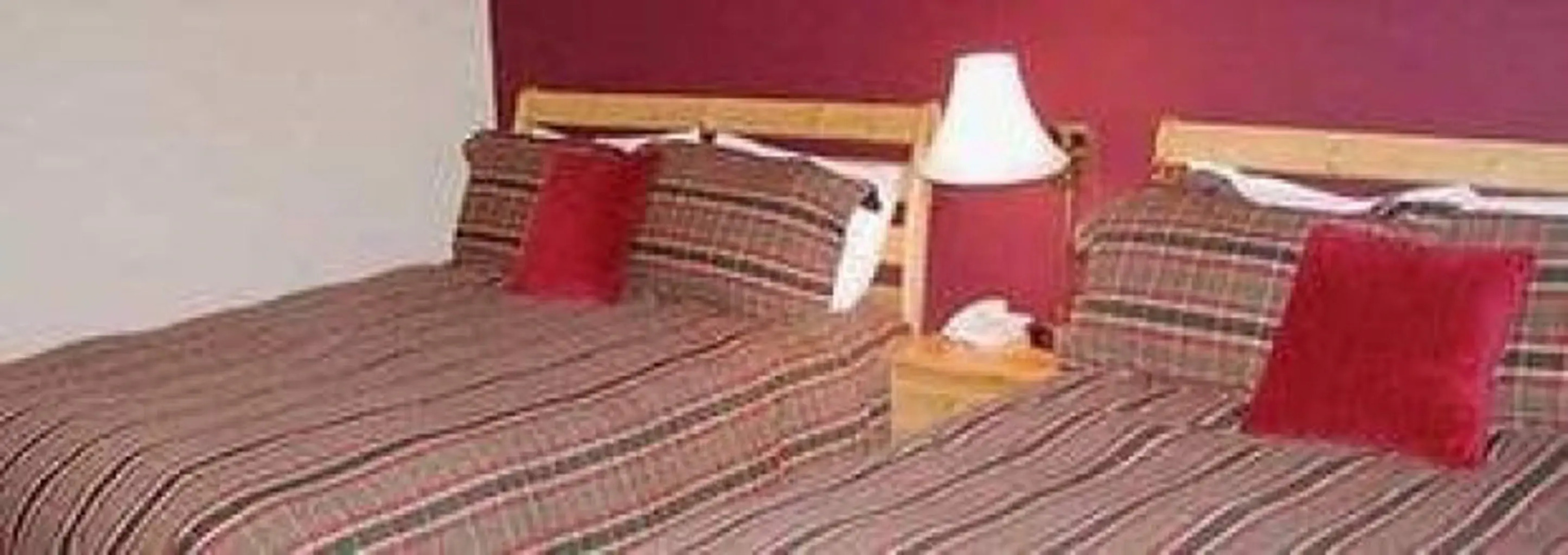 Castle Mountain Ski Lodge - Hostel