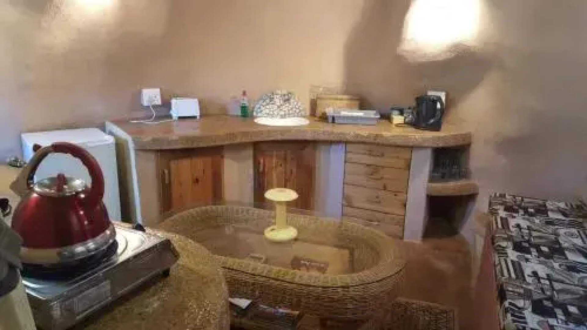 Rockwood Earth Lodge
