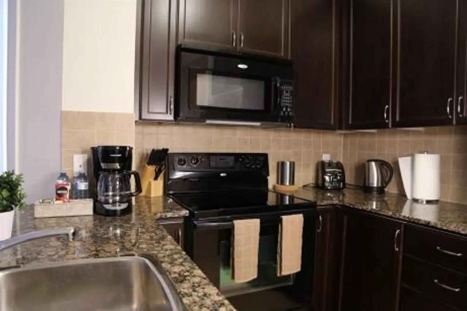 Trillium Suites - Mississauga