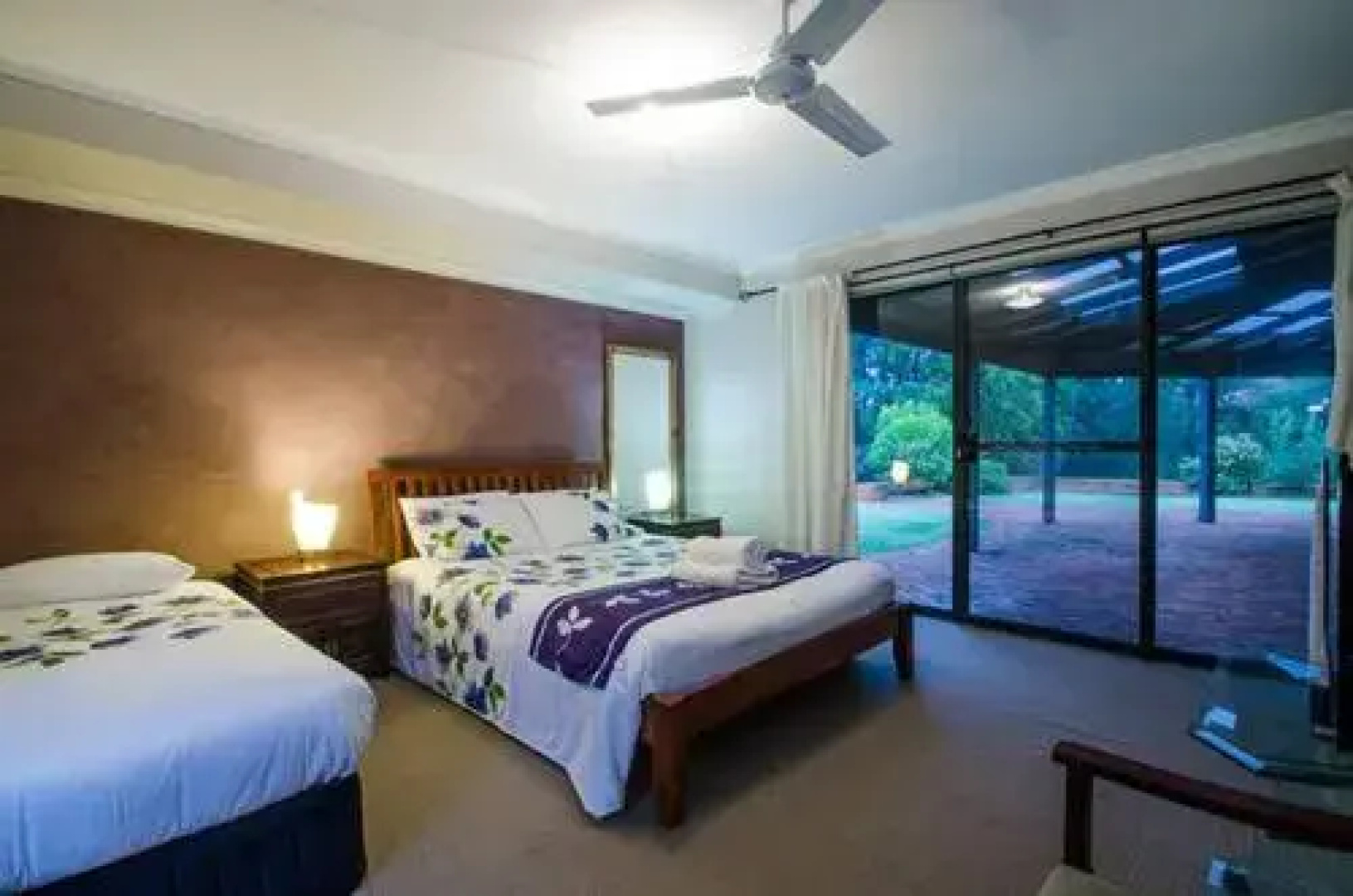 Yallingup pet friendly Bush retreat