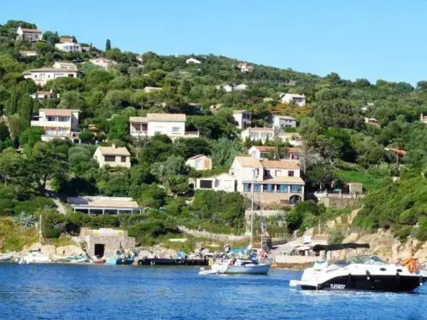 cabanon écologique ile du levant