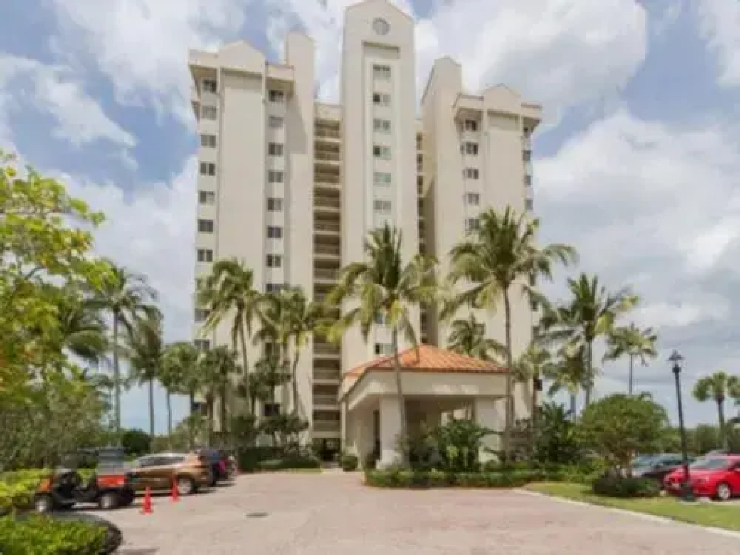 Beautiful Condo with Breathtaking Sunset Views by RedAwning