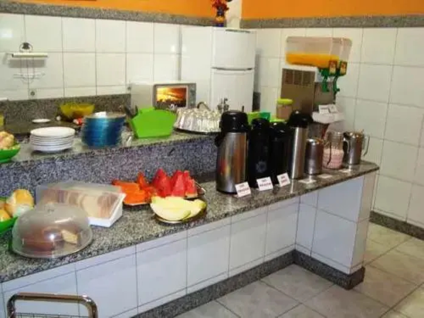City Hotel