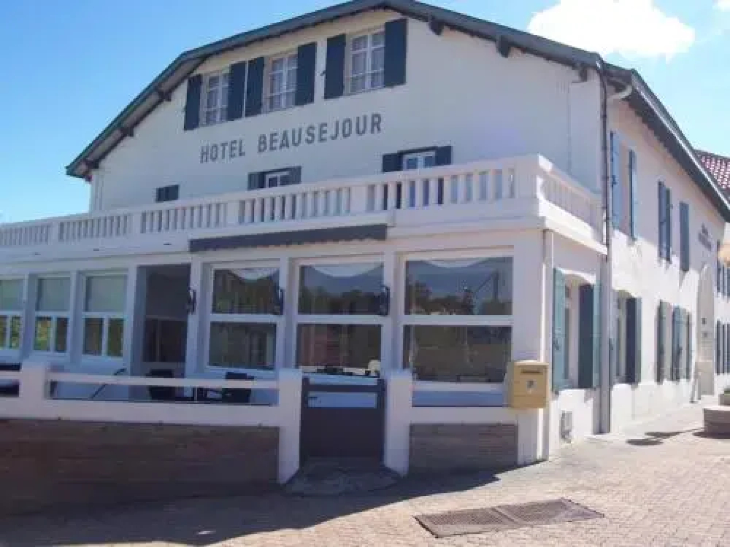 Hôtel Beausejour