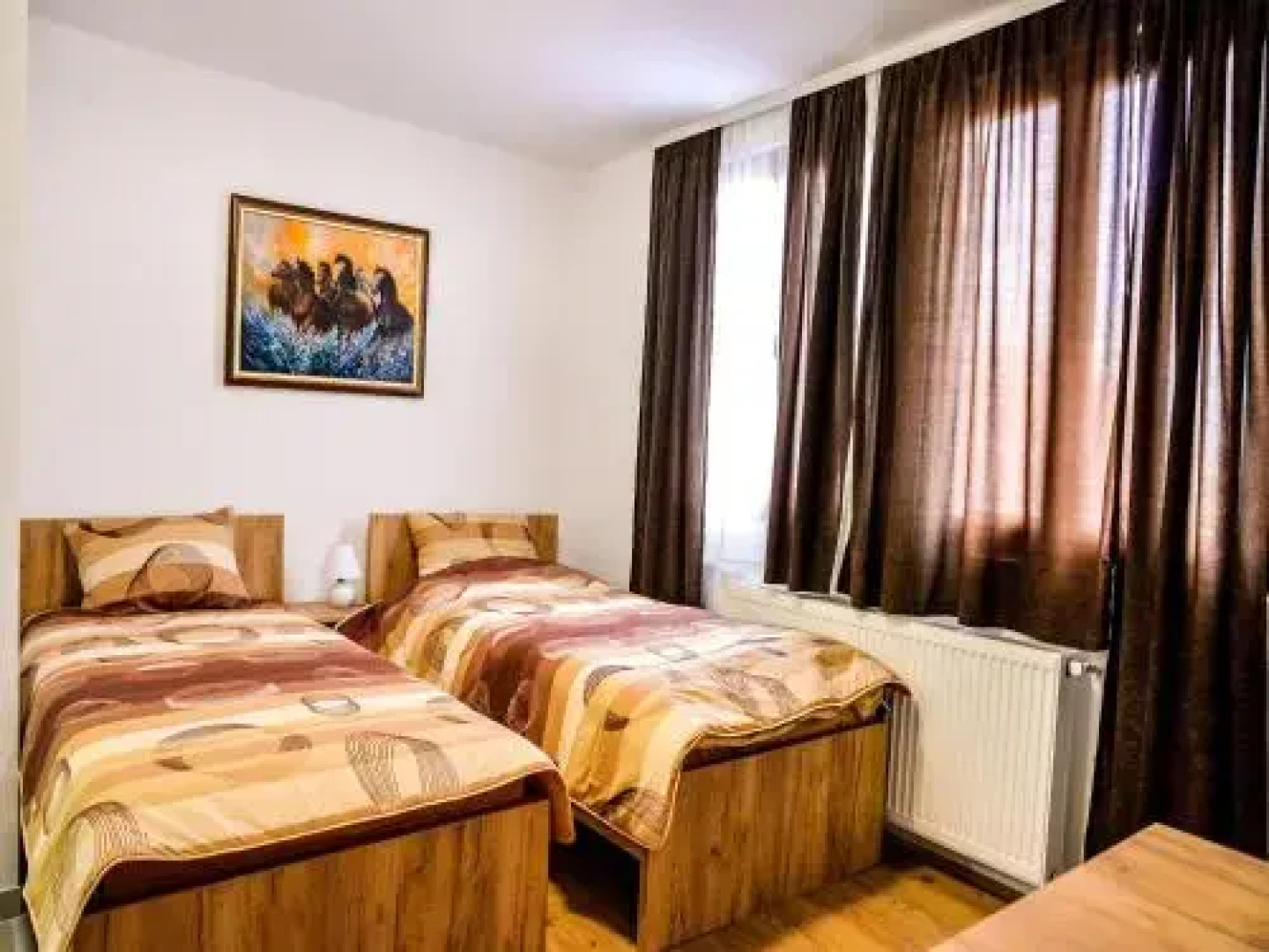 Apel Apartments
