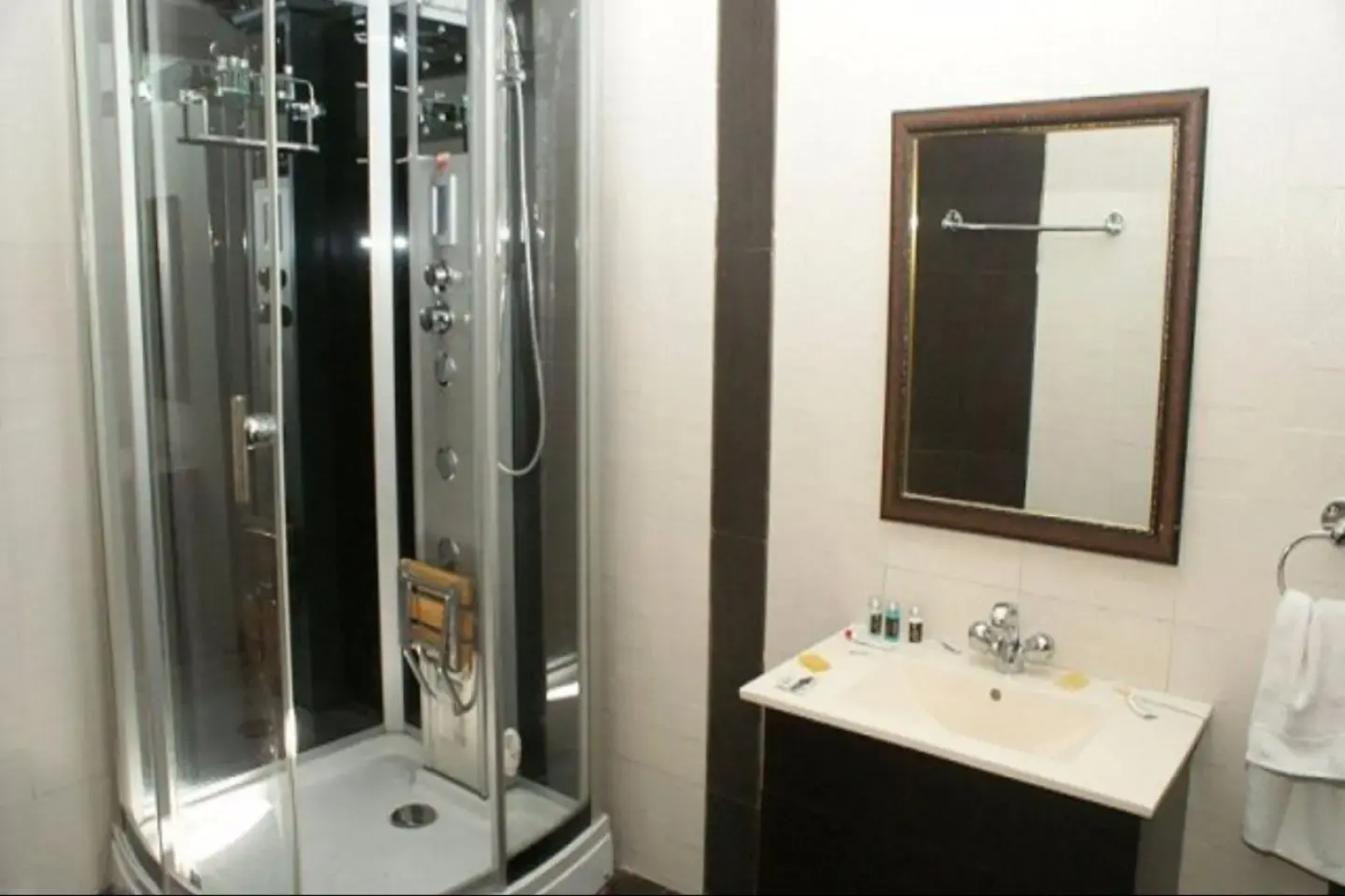 Hotel Shagun Palace