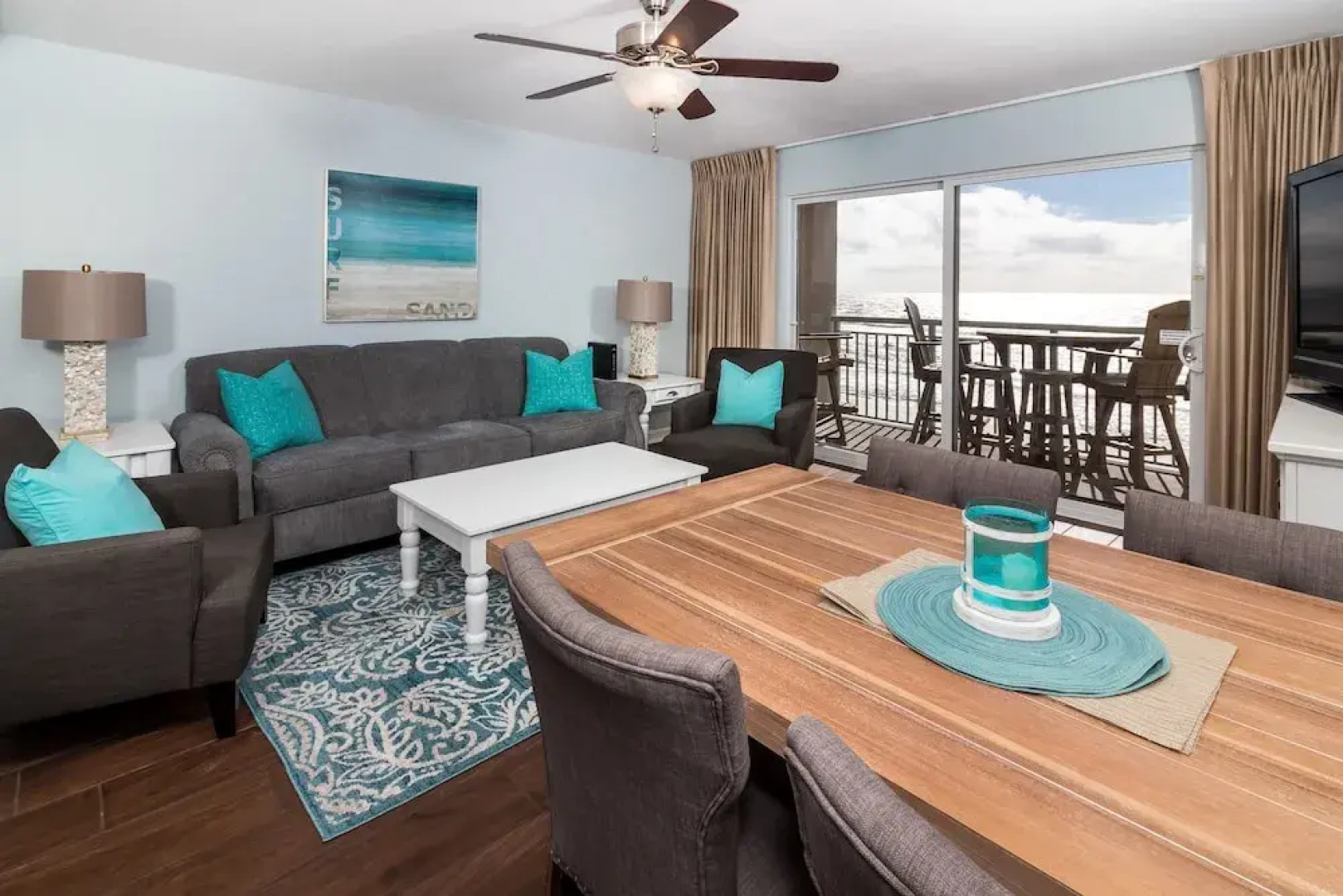 Pelican Isle 510 by RedAwning