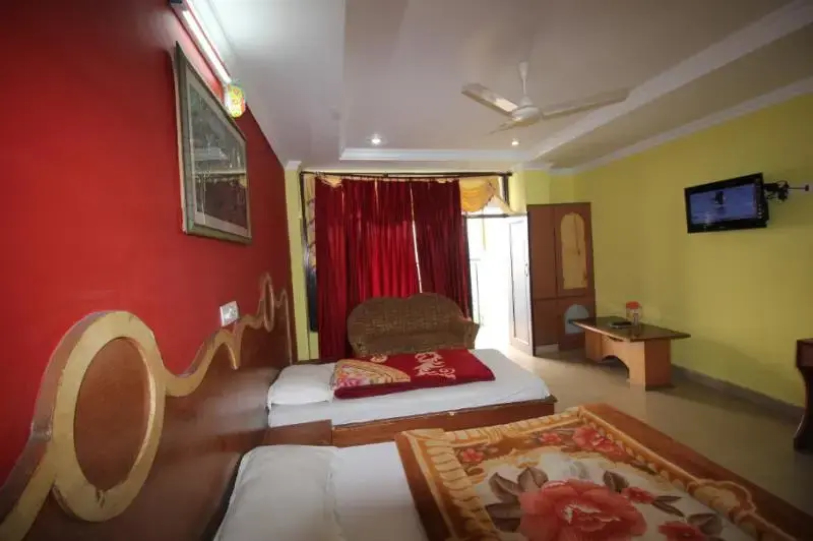 Hotel Grand Hills