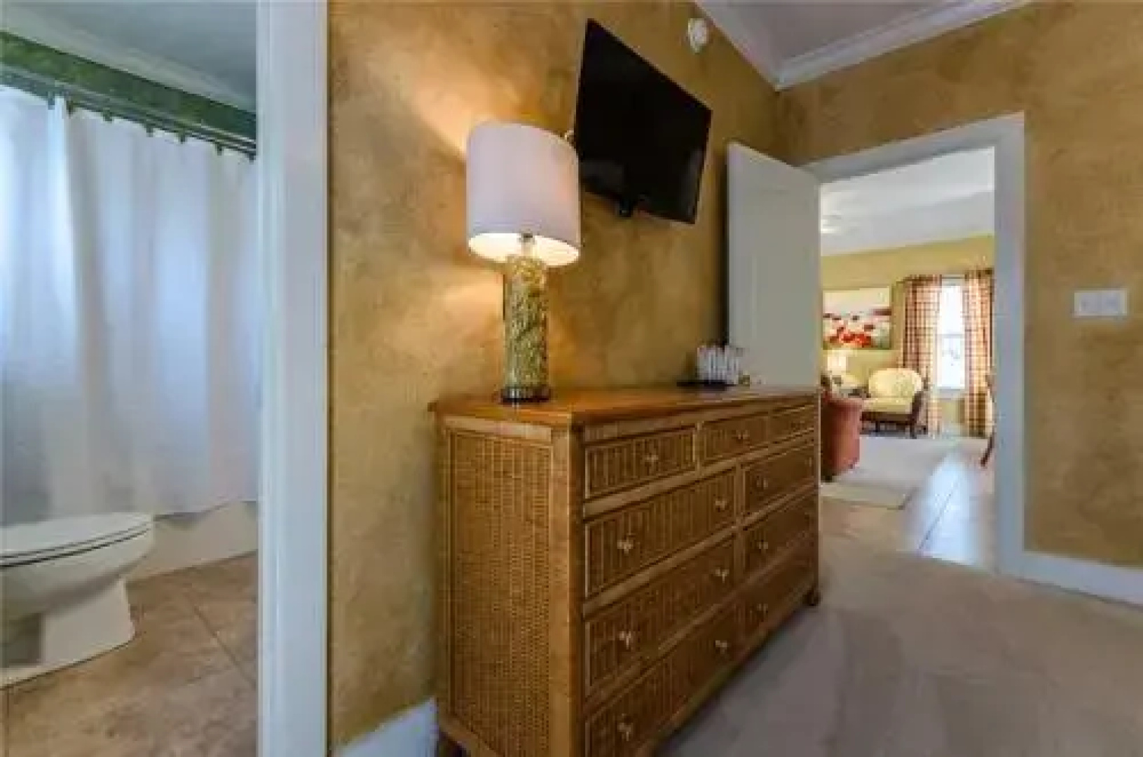 The Parrot Perch 6AU - 1 Br Condo