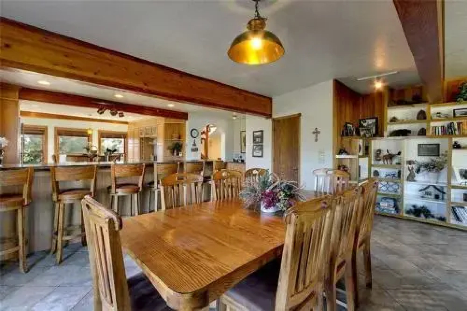 Lookout Lodge by RedAwning