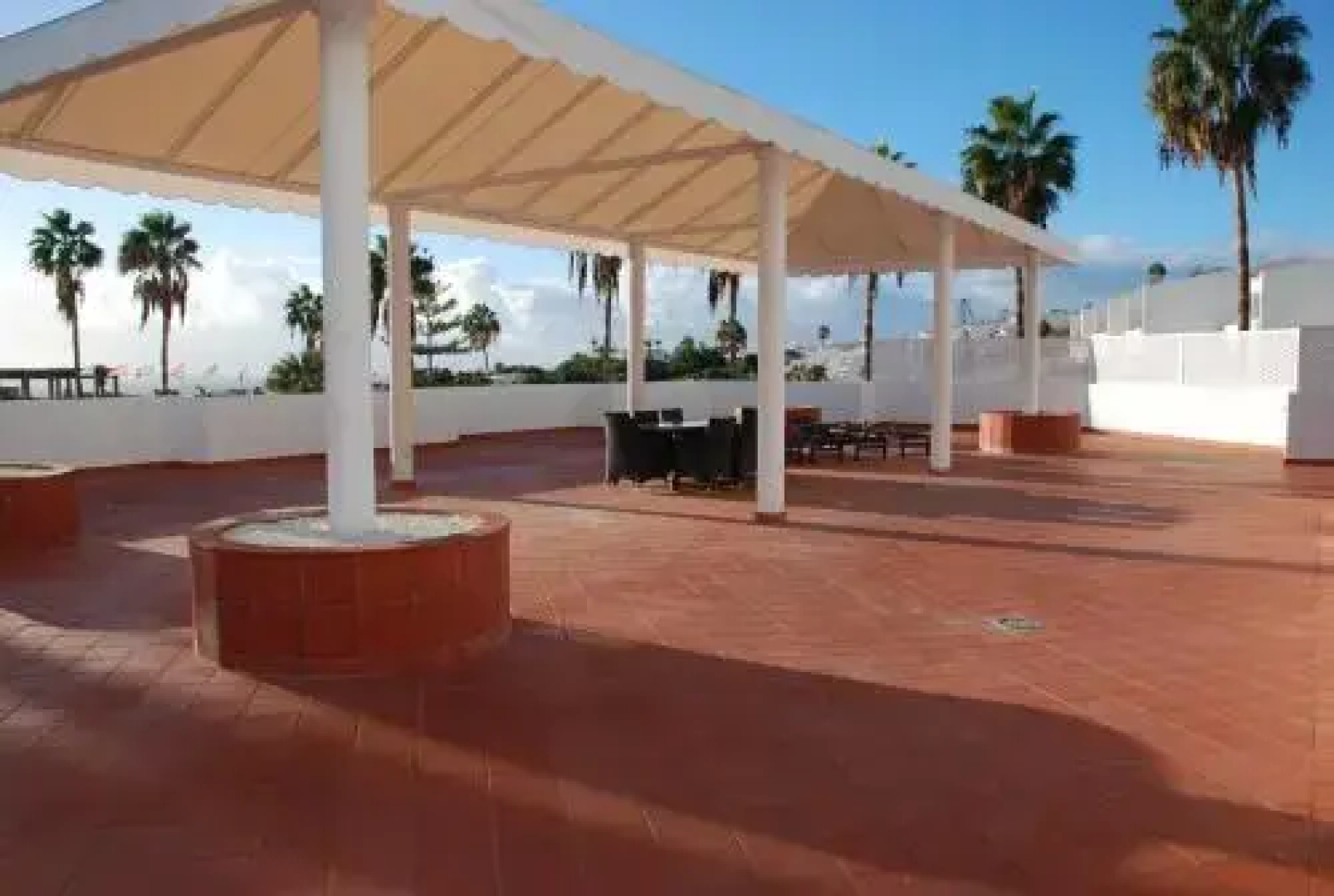 100 Island Village Julia