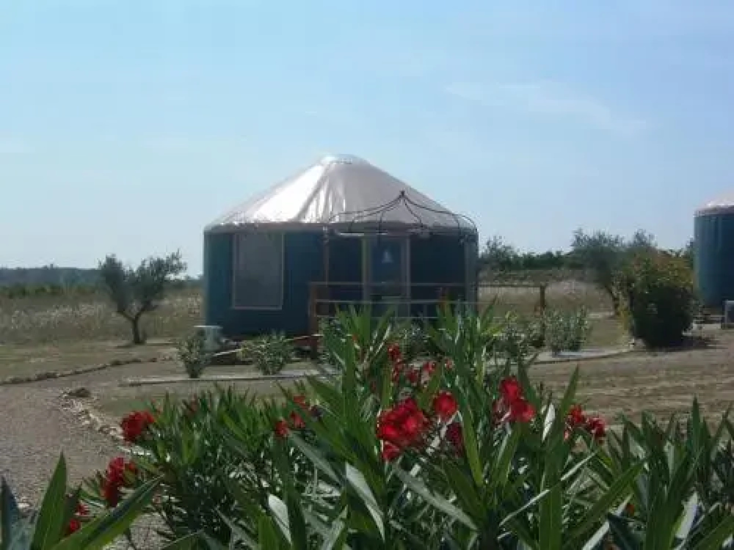 Yourte insolite de l'hérault