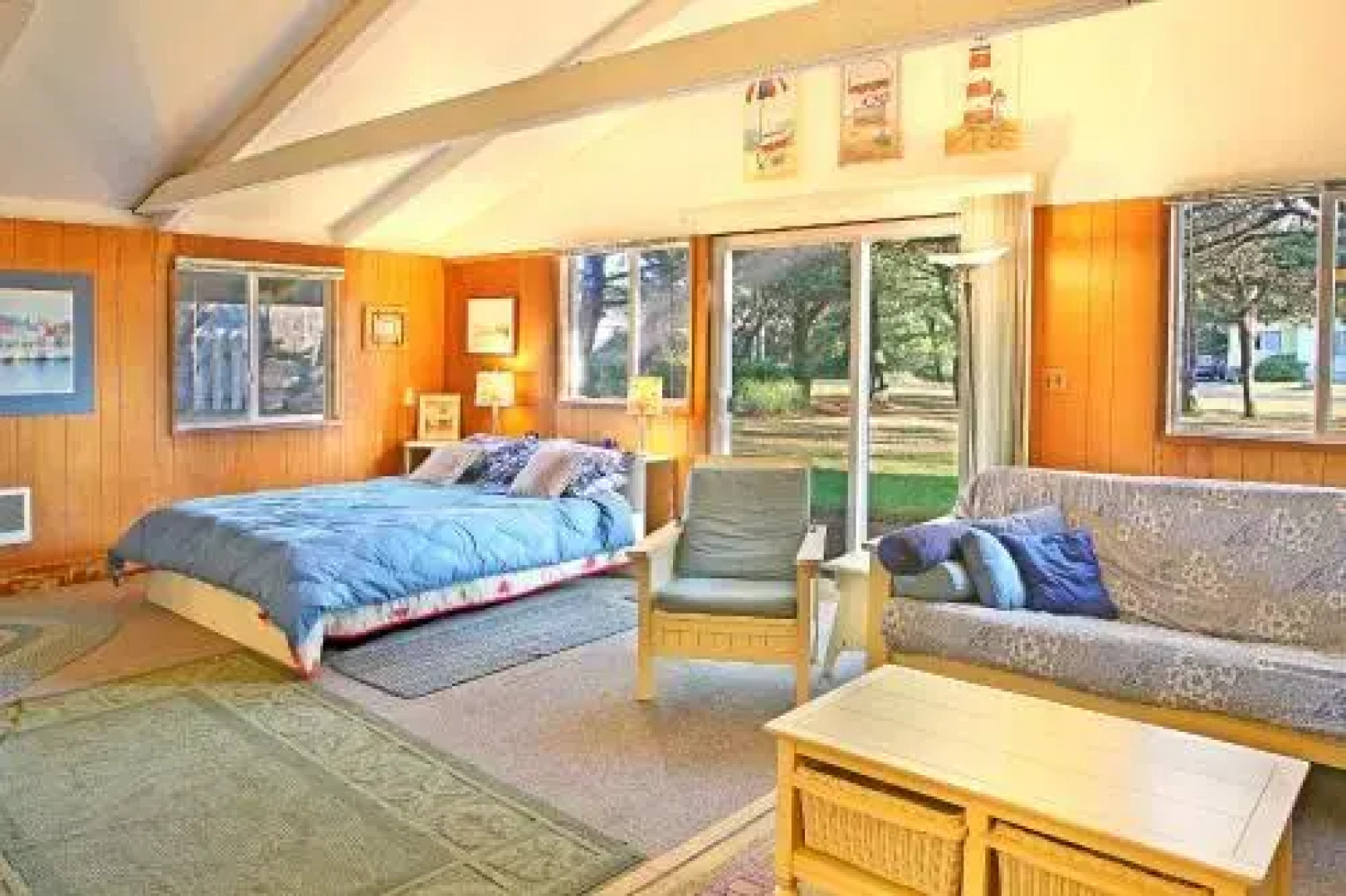 B & R Beach Bungalow