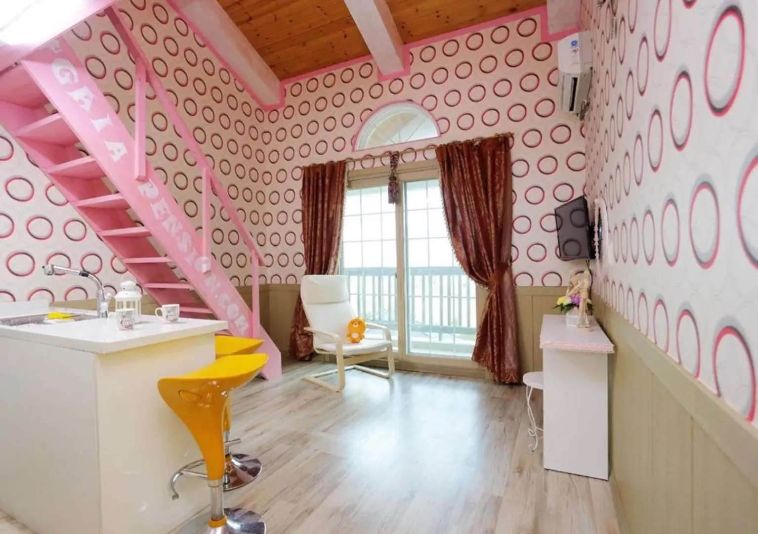 Taean Nereha Pension
