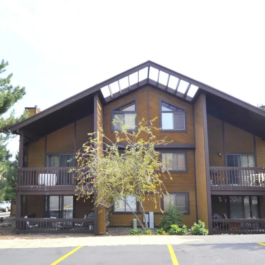 Abode at Red Pine